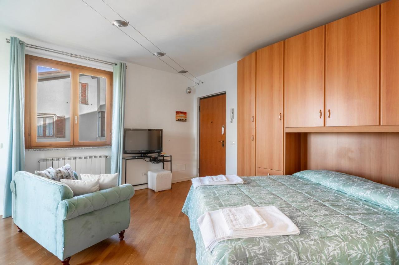 Casatella - Monolocale Con Balcone Vidigulfo ภายนอก รูปภาพ